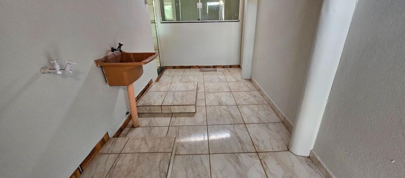CASA NO Parque Universitário em Assis