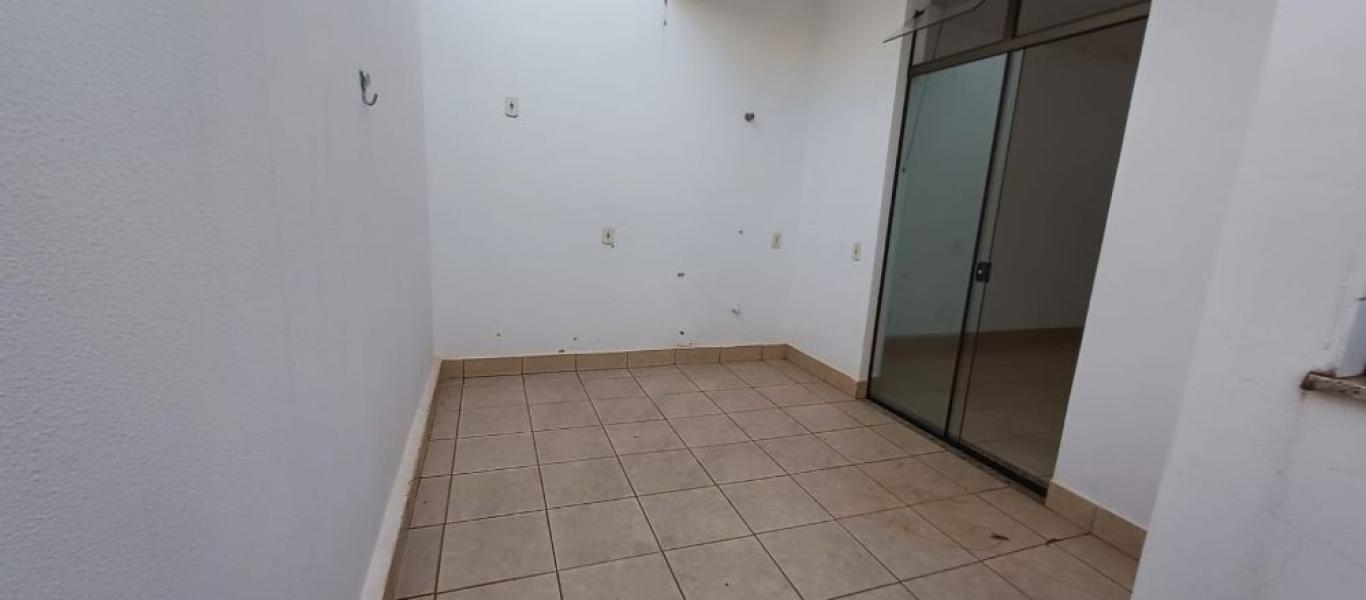 CASA NO Jardim Monte Carlo em Assis