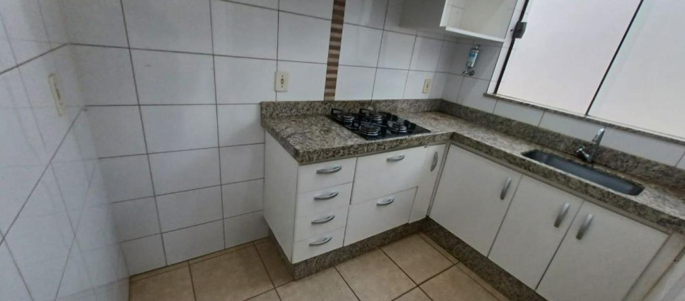 CASA NO Jardim Monte Carlo em Assis