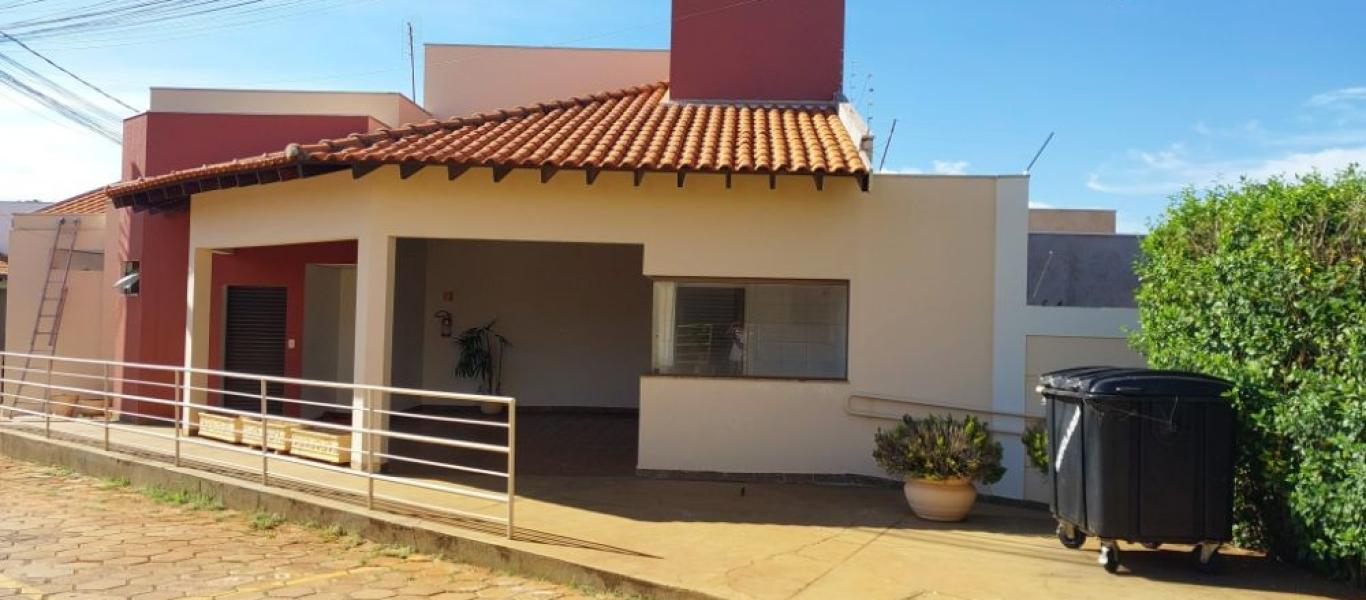 CASA NO Jardim Monte Carlo em Assis