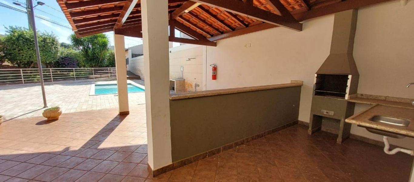 CASA NO Jardim Monte Carlo em Assis