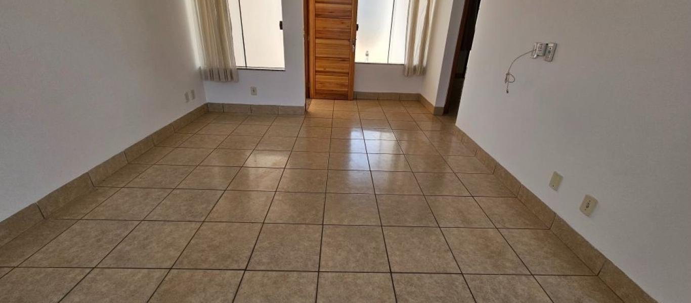 CASA NO Jardim Monte Carlo em Assis