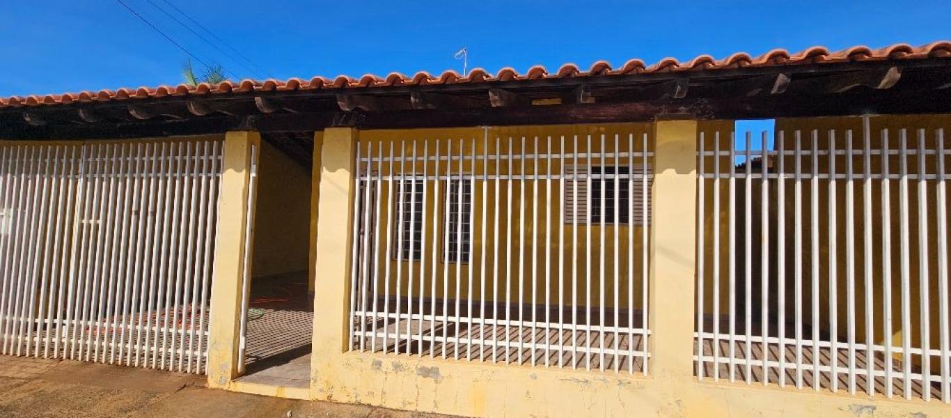 CASA NA Vila Nova Florínea em Assis