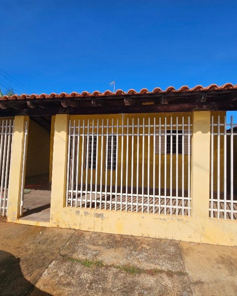 CASA NA Vila Nova Florínea em Assis