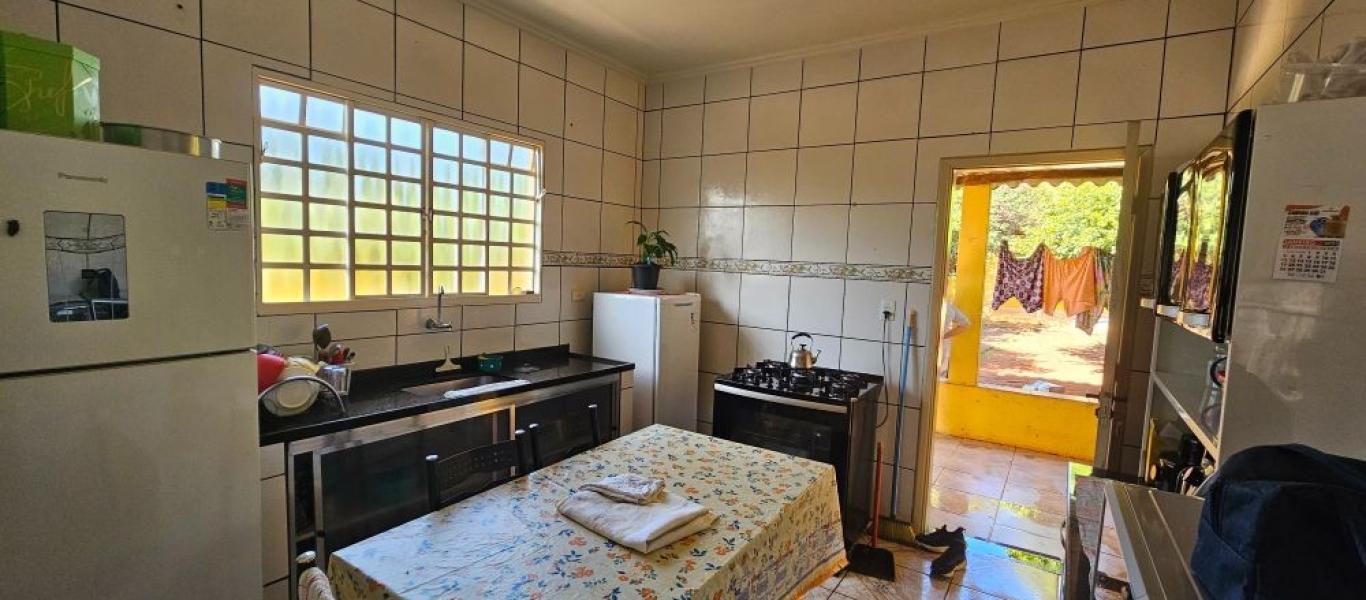 CASA NA Vila Nova Florínea em Assis