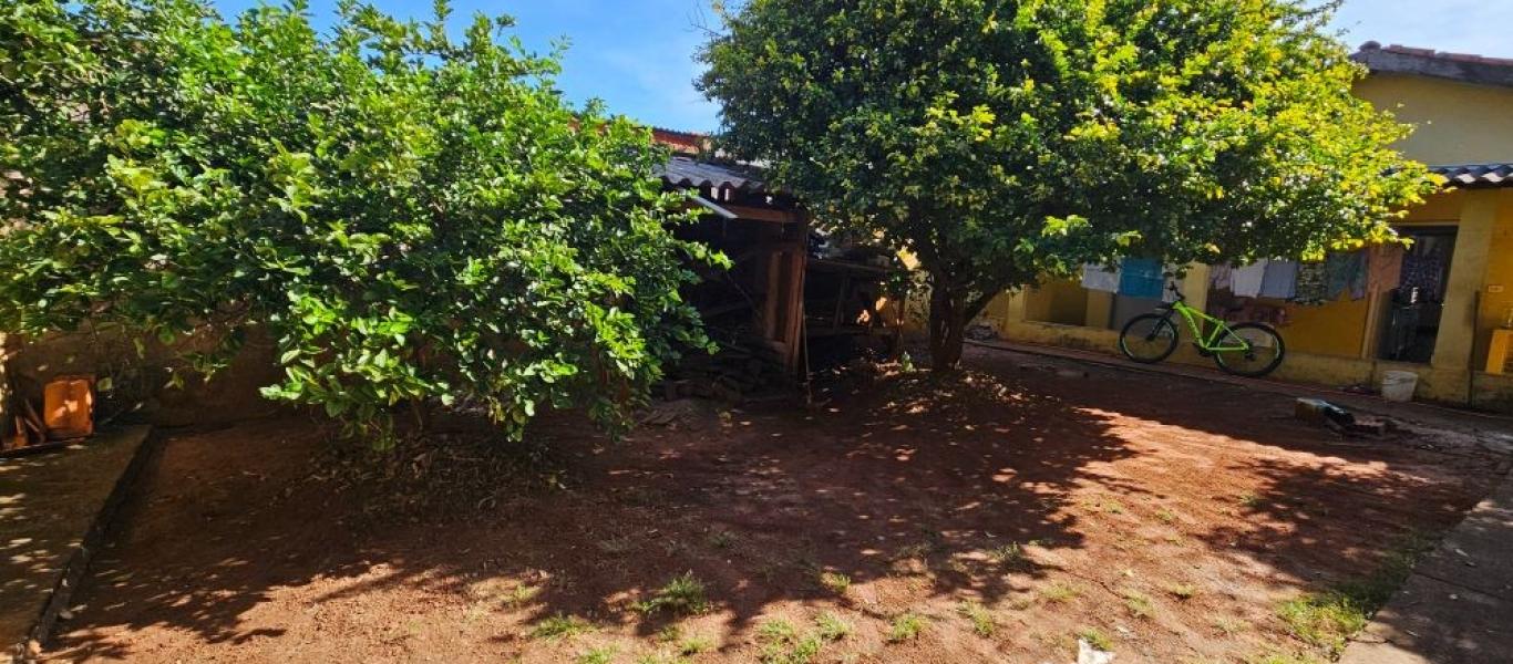 CASA NA Vila Nova Florínea em Assis