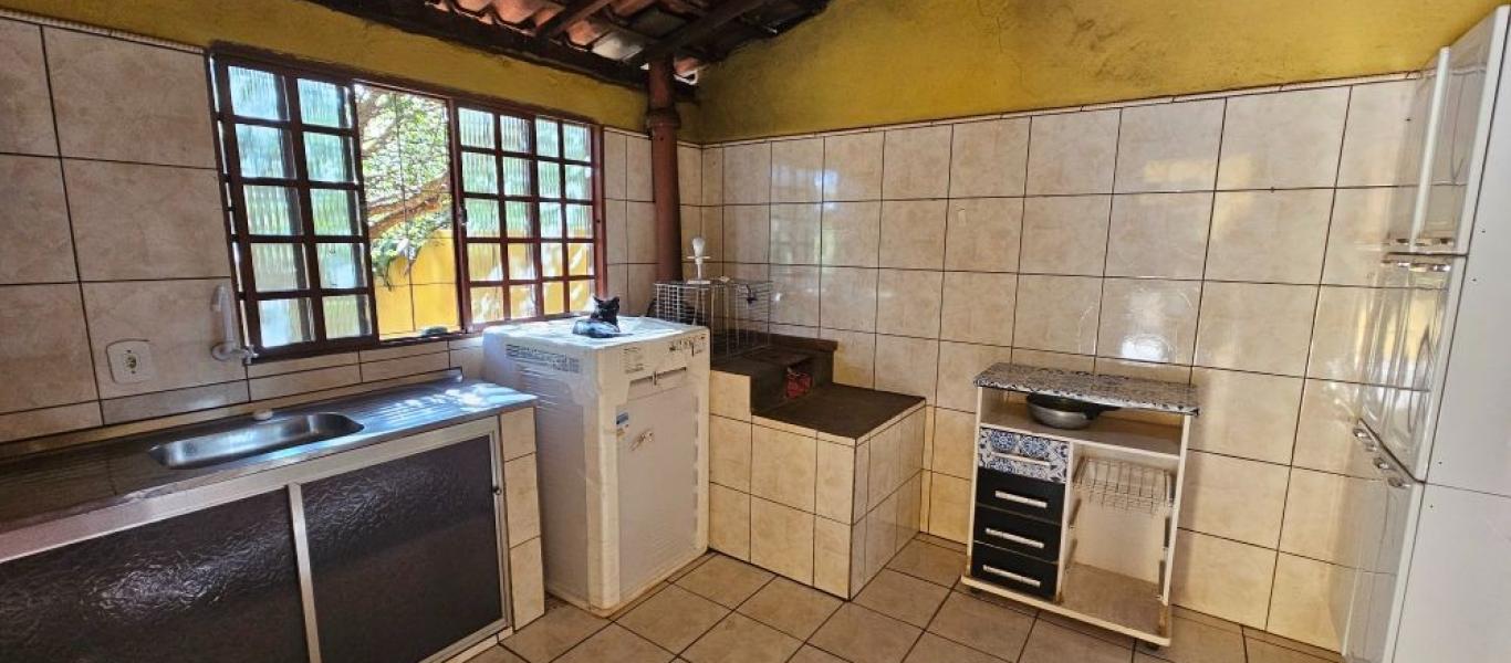 CASA NA Vila Nova Florínea em Assis