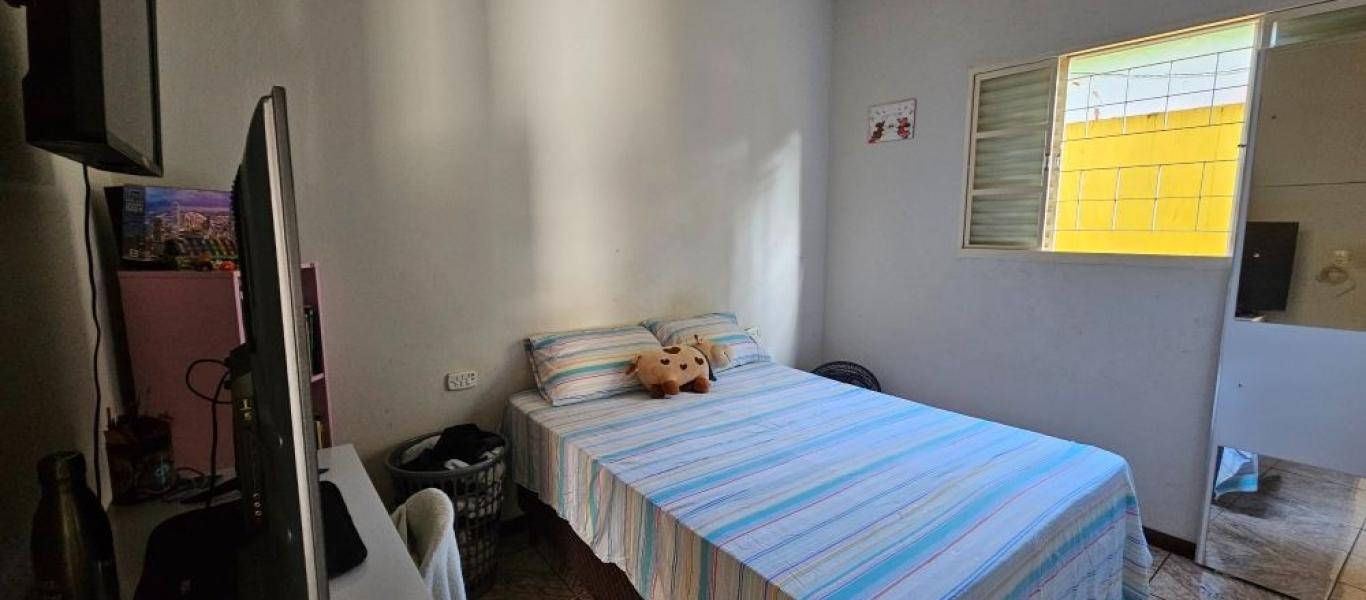CASA NA Vila Nova Florínea em Assis