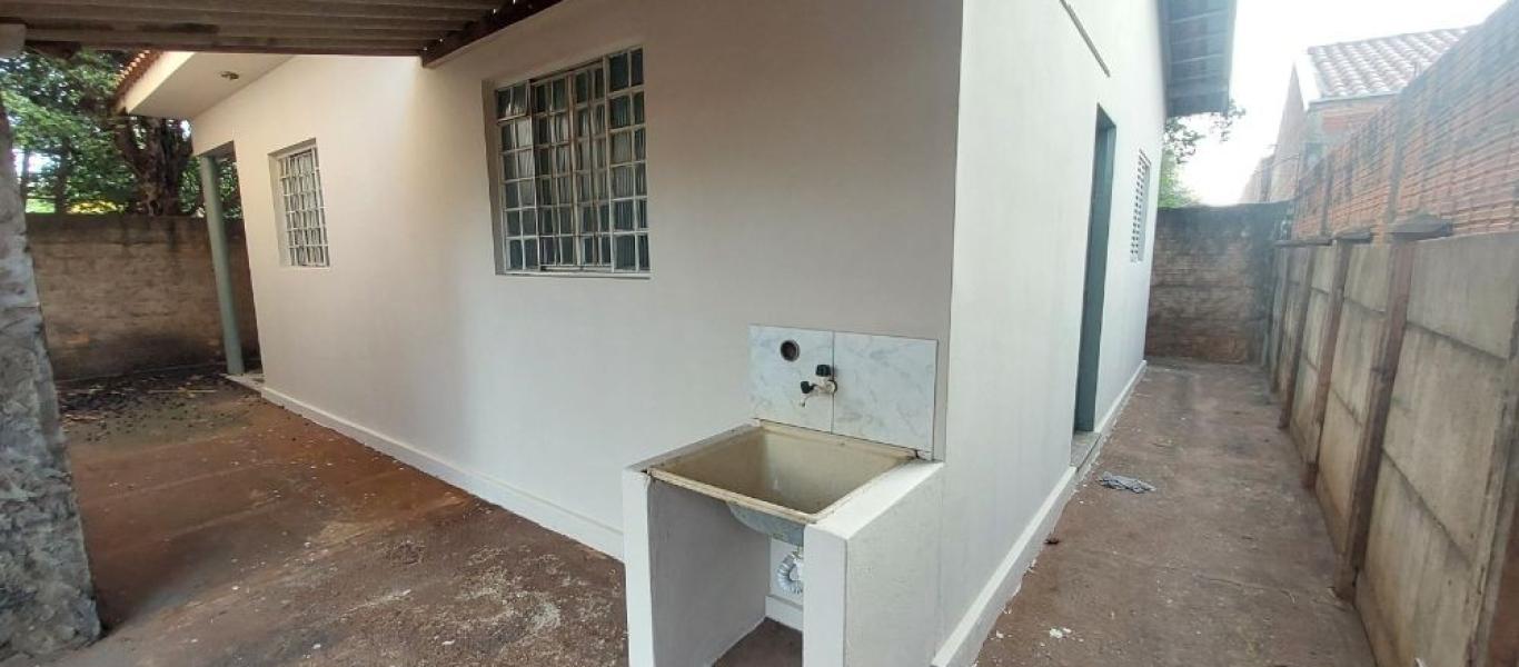 CASA NA Vila Rodrigues em Assis