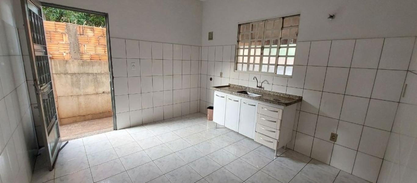 CASA NA Vila Rodrigues em Assis