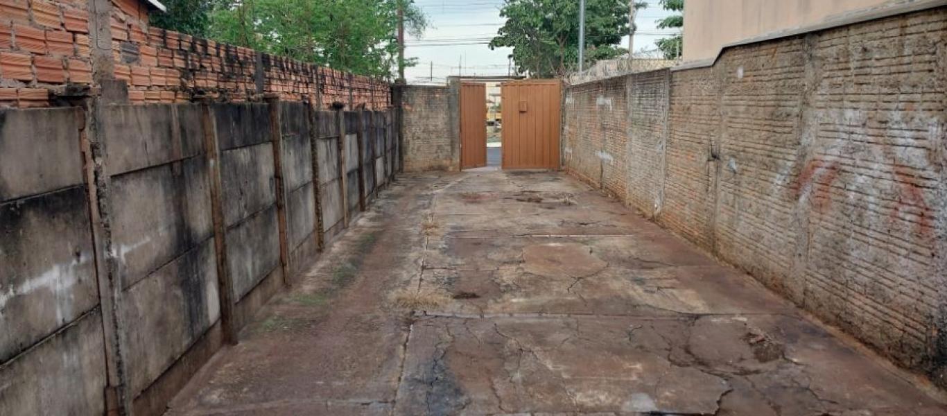 CASA NA Vila Rodrigues em Assis