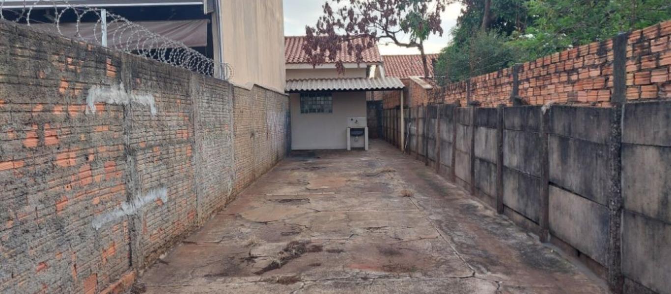 CASA NA Vila Rodrigues em Assis