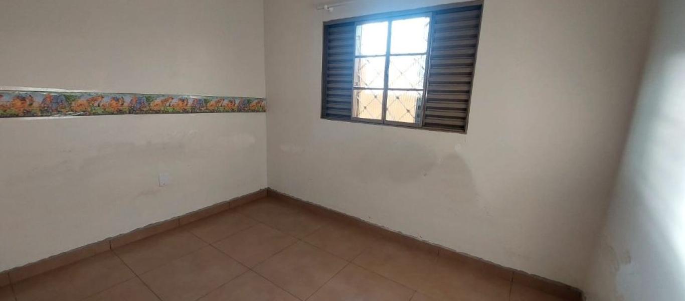 CASA NA Vila Nova Santana em Assis