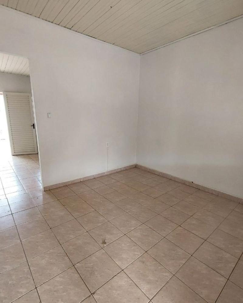 CASA No Centro em Assis