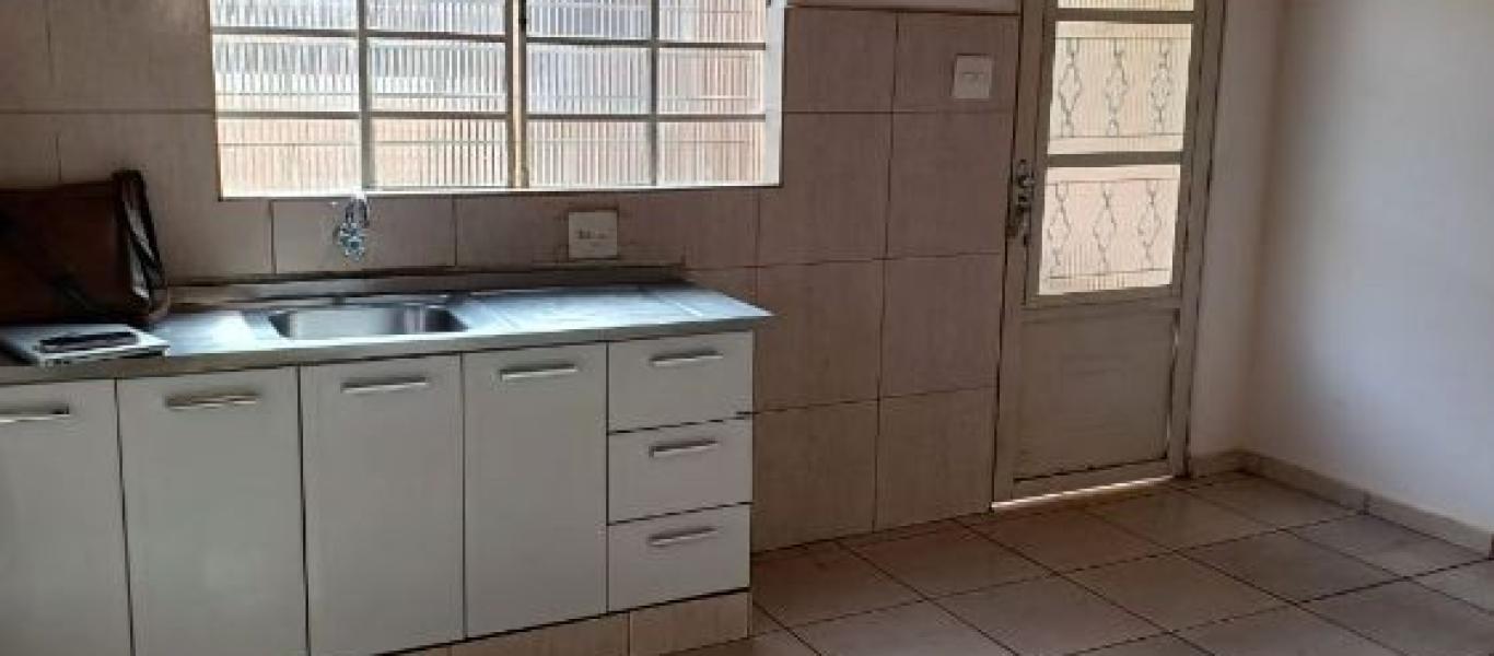 CASA NA Vila Orestes em Assis