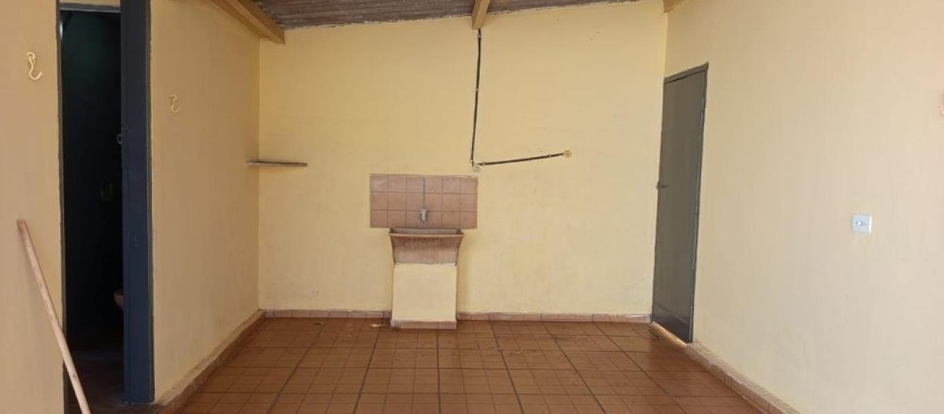 CASA NA VILA SANTA CECILIA em Assis