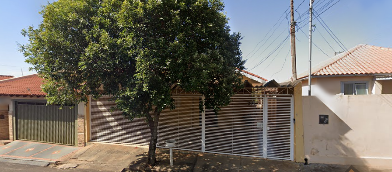 CASA NA Vila Glória em Assis
