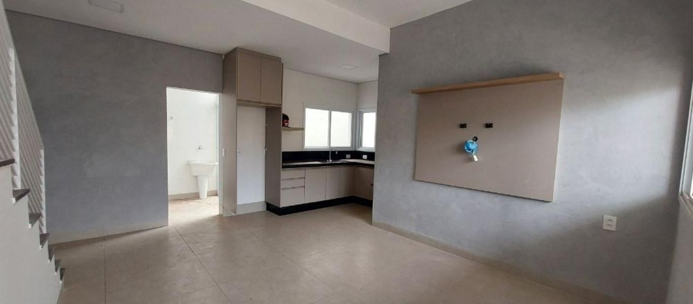 CASA NA Vila Tênis Clube em Assis