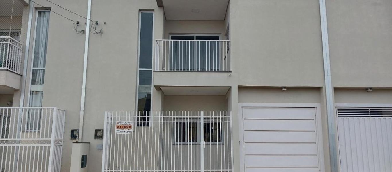 CASA NA Vila Tênis Clube em Assis