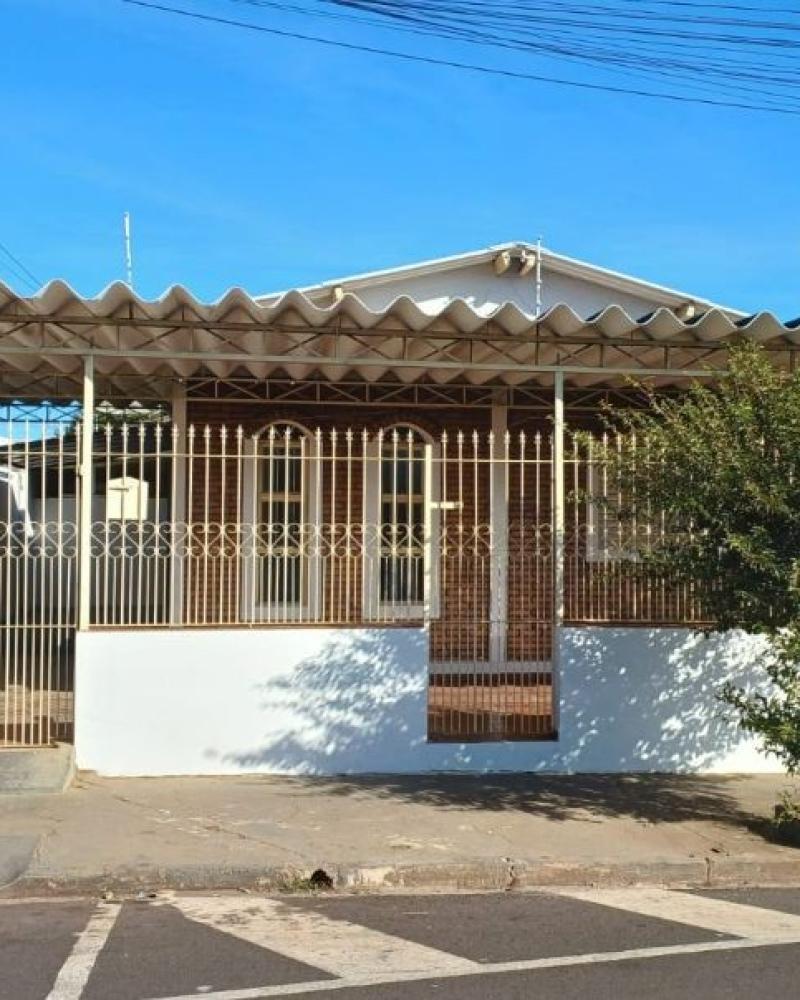 CASA NA Vila Fabiano em Assis