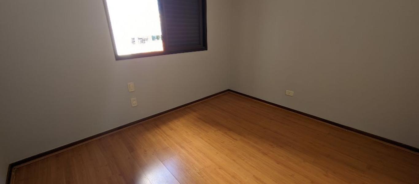 APARTAMENTO NA Centro em Assis