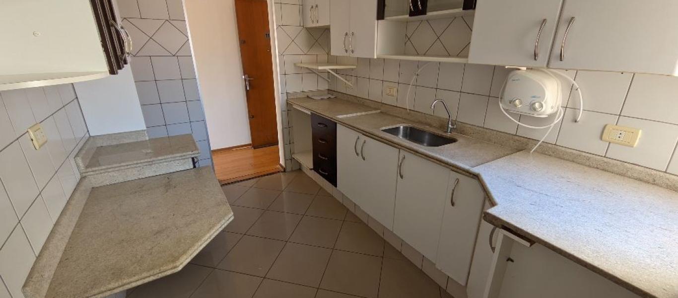 APARTAMENTO NA Centro em Assis