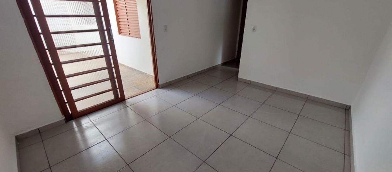 CASA NO Parque das Acácias em Assis
