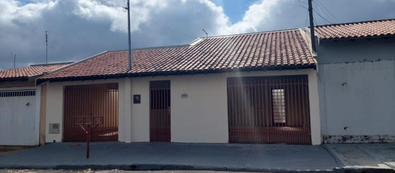 CASA NO Parque das Acácias em Assis