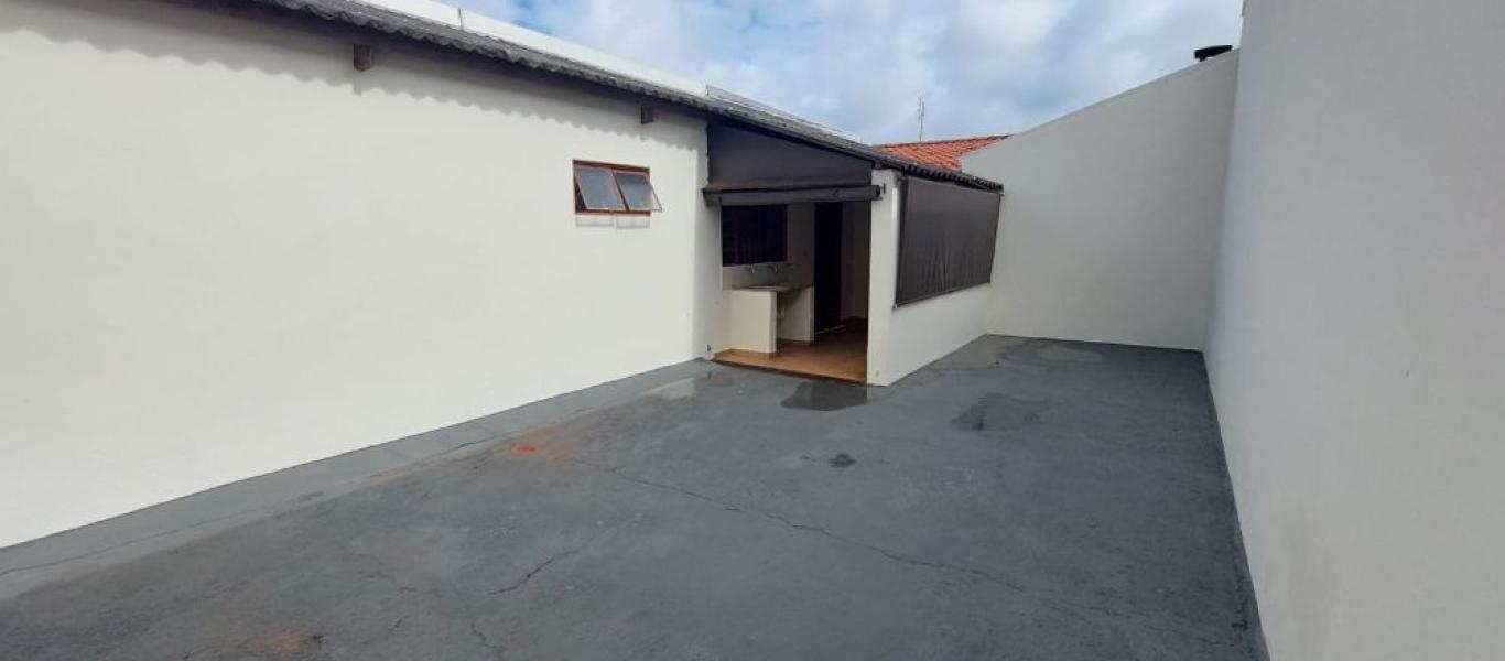 CASA NO Parque das Acácias em Assis