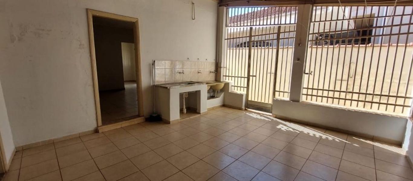 CASA NA Centro em Assis