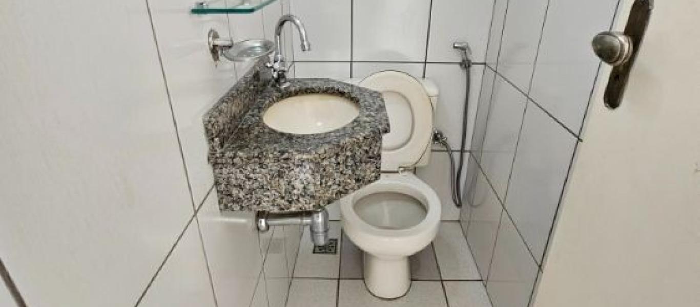 CASA NA Vila Tênis Clube em Assis