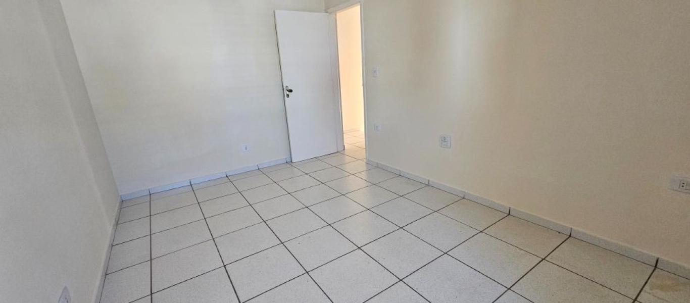 CASA NA Vila Tênis Clube em Assis