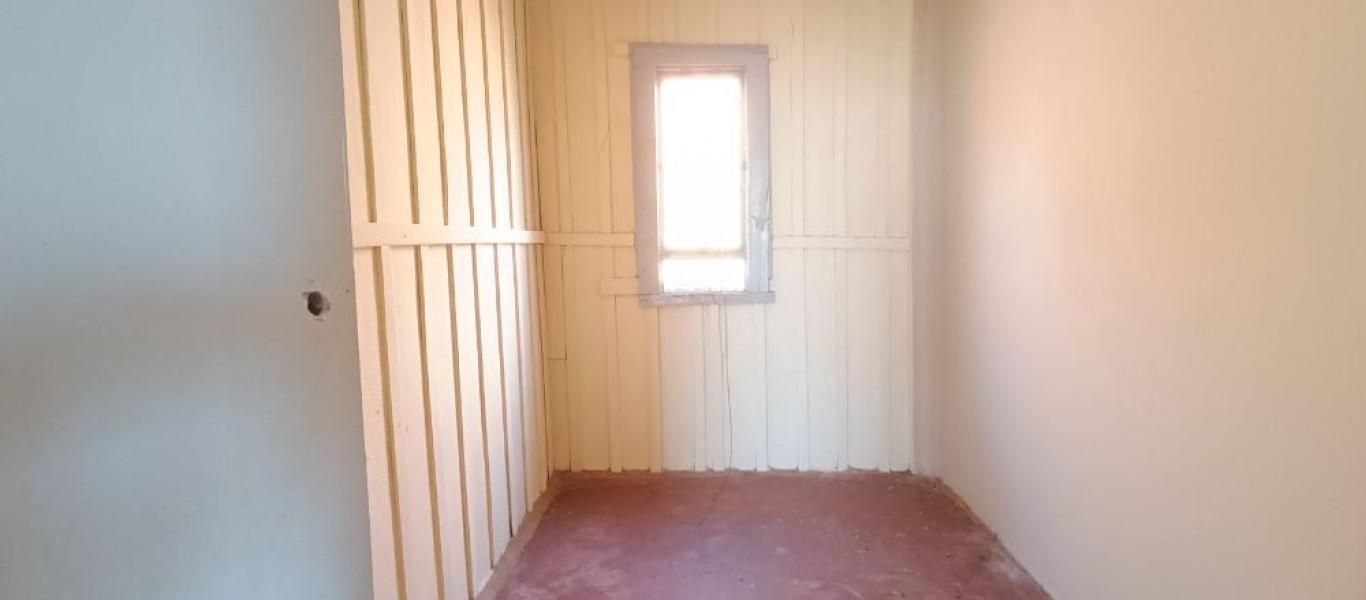 CASA NA Vila Operária em Assis