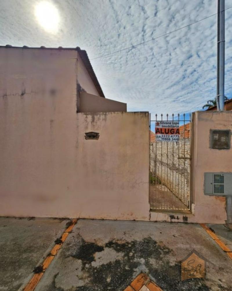 CASA NO Jardim Morumbi em Assis