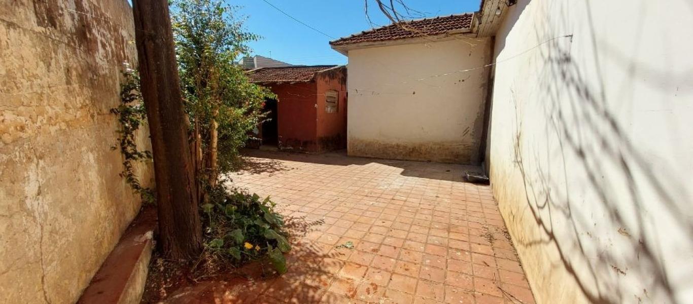 CASA NA Centro em Assis