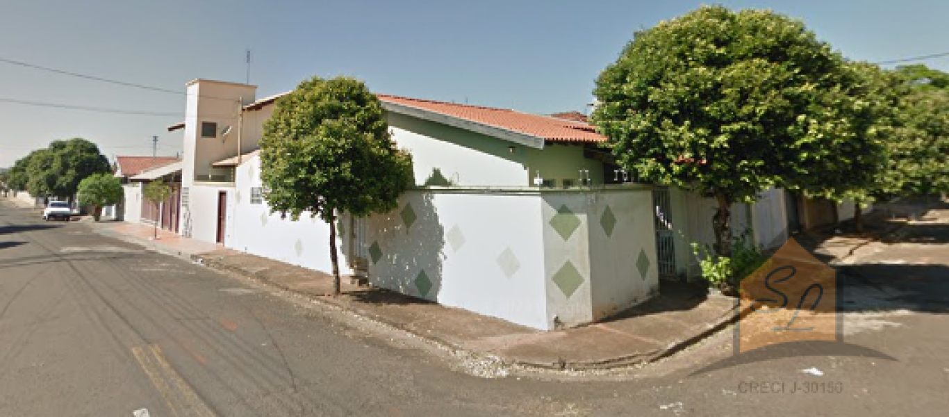 CASA NA Vila Glória em Assis