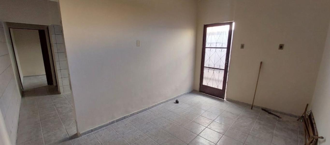 CASA NA Vila Central em Assis