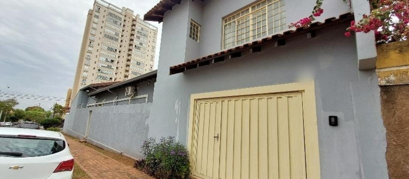 CASA NA Centro em Assis