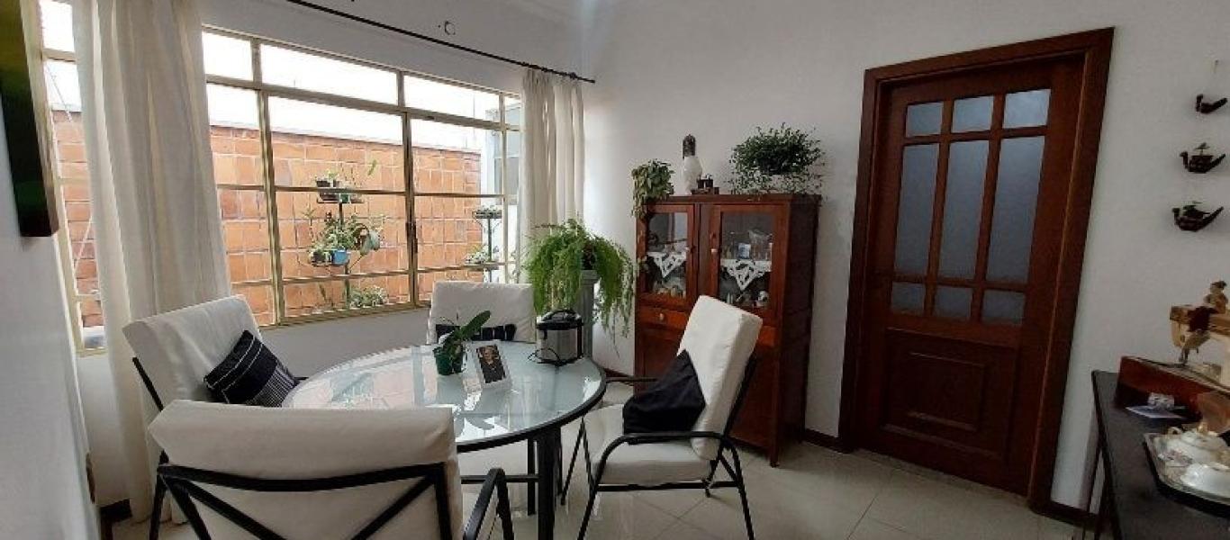 CASA NA Centro em Assis
