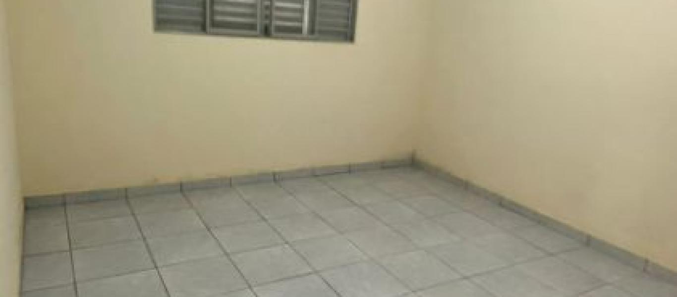 CASA NA Vila Tênis Clube em Assis