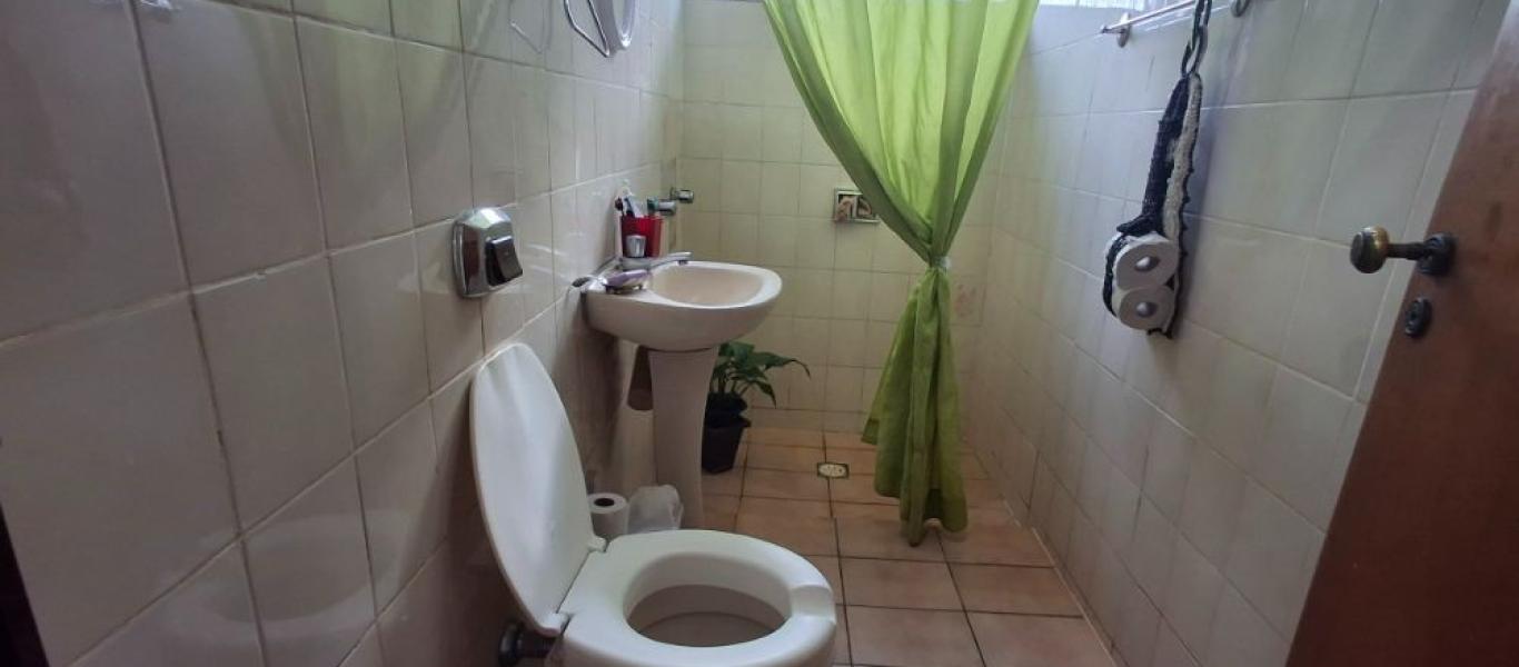 CASA NO Jardim Paulista em Assis