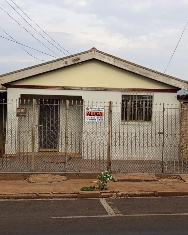 CASA NA VILA CENTRAL em Assis