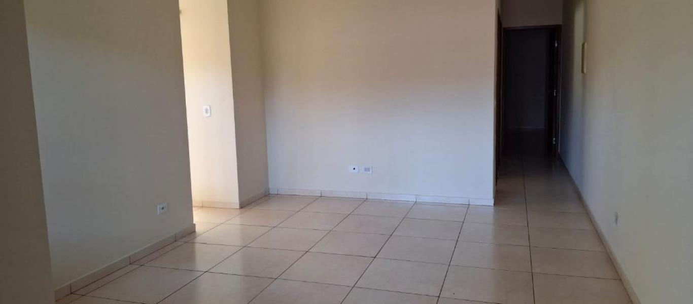 CASA NO Parque das Flores em Assis