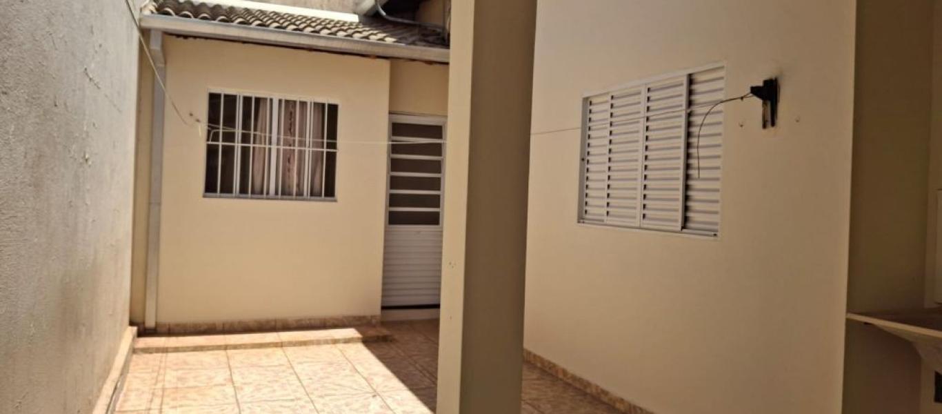 CASA NO Parque das Flores em Assis