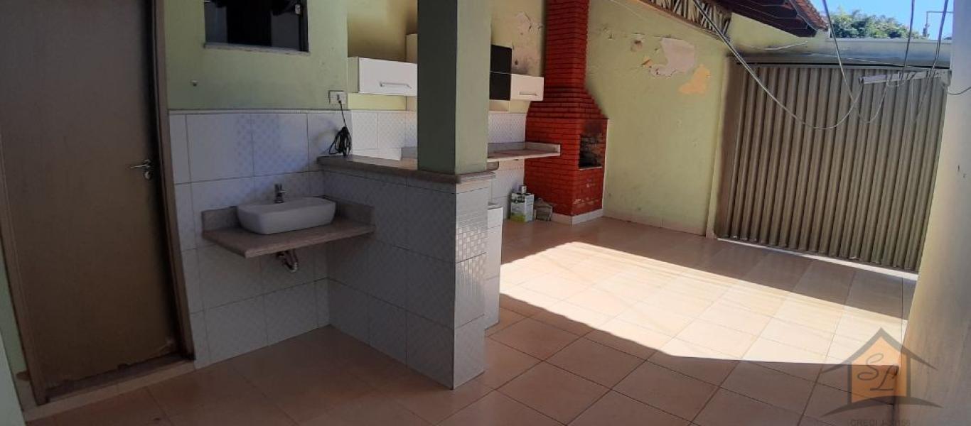 CASA NA Vila Fiuza em Assis