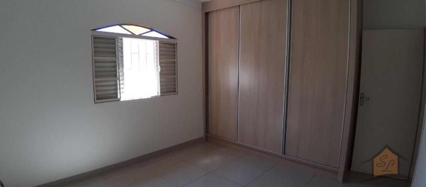 CASA NA Vila Fiuza em Assis