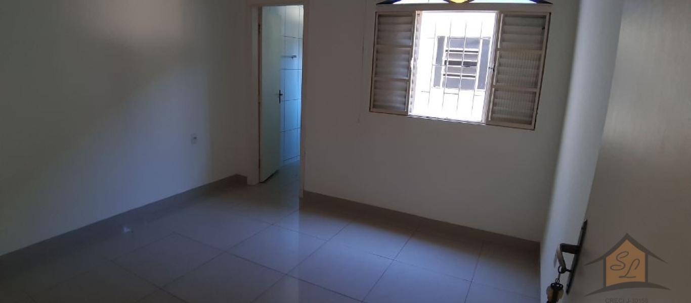 CASA NA Vila Fiuza em Assis