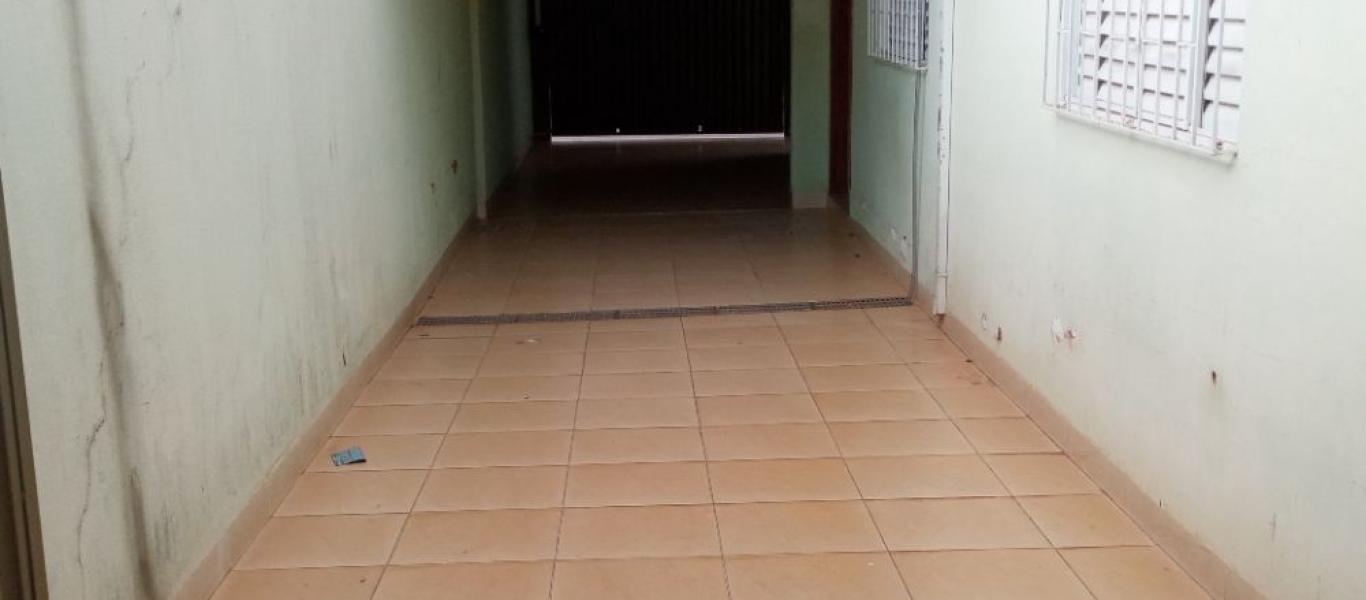 CASA NA Vila Fiuza em Assis