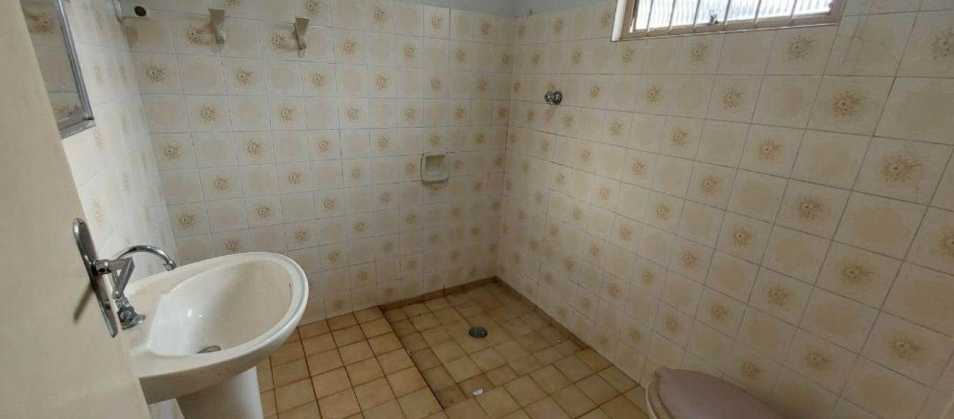 CASA NA Vila Ribeiro em Assis