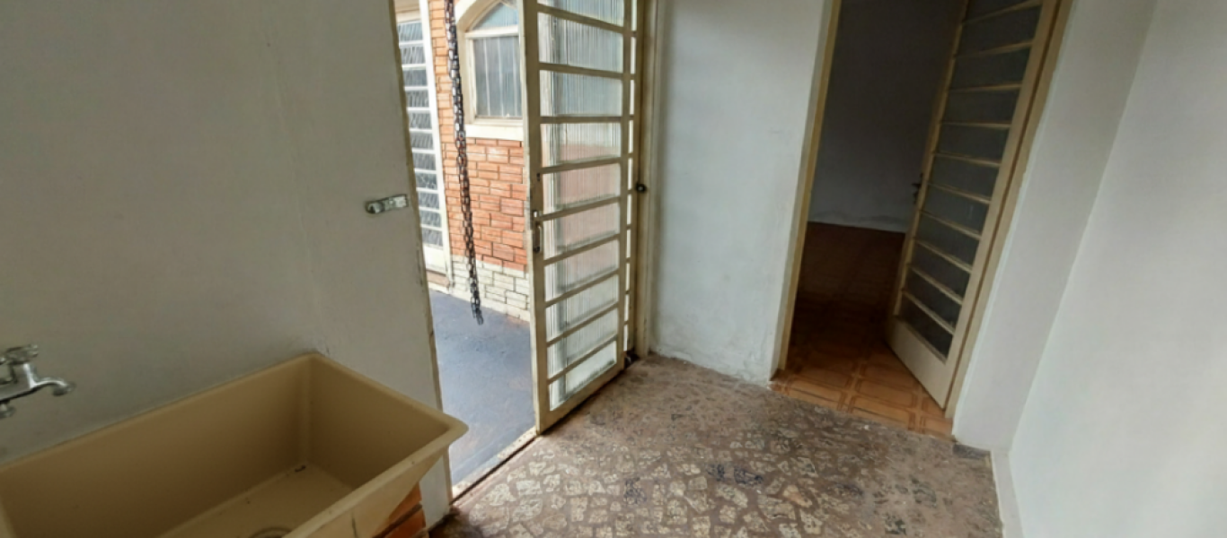 CASA NA Vila Ribeiro em Assis